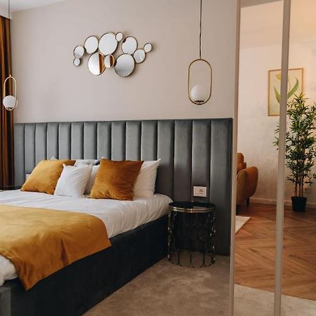 Tulip Apartment Gran Varadino Esterno foto