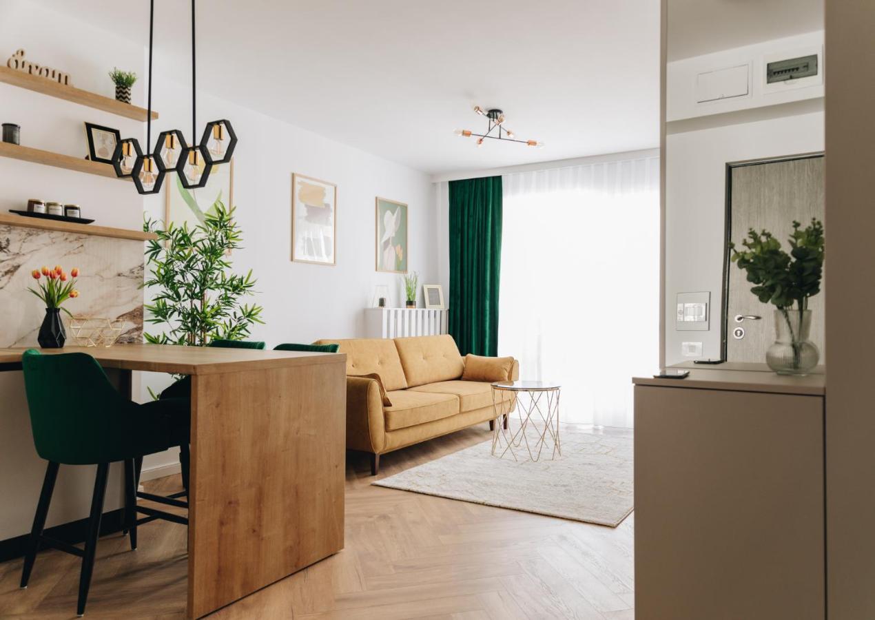 Tulip Apartment Gran Varadino Esterno foto
